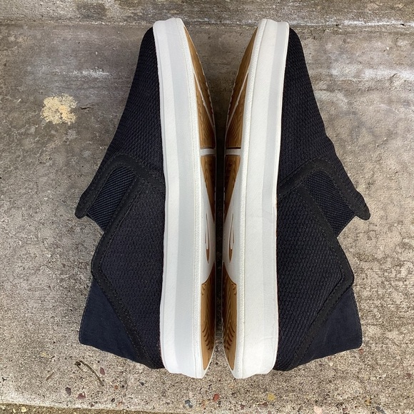 OluKai Women’s Ki‘ihele Slip-On Shoes – Black/White, Size 7 Style 20452-4040 - Picture 2 of 11